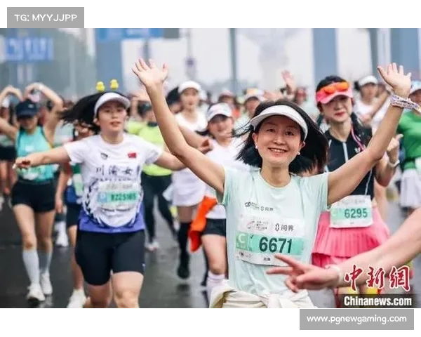 埃塞俄比亚选手包揽深圳马拉松男女冠军 五一假期激情开跑 埃塞俄比亚选手包揽深圳马拉松男女冠军 五一假期激情开跑